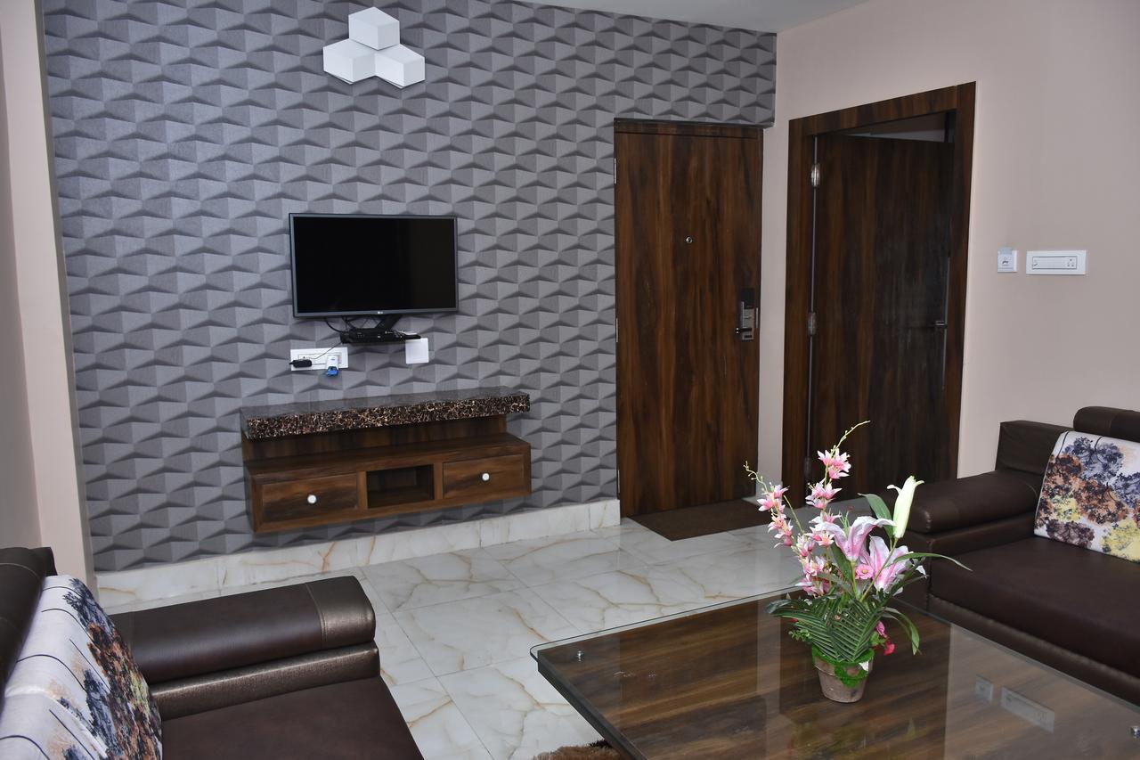 Hotel Daftari Palace Kishanganj Екстериор снимка